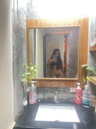 trans girl Linda69 2208012