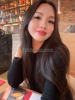trans girl LingSuyin 4218838