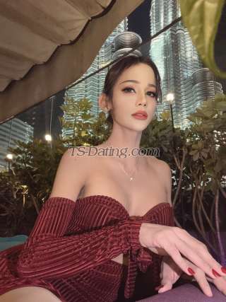 trans girl LittleDorothy 3553325