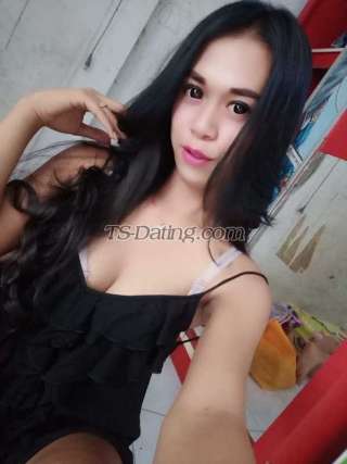 trans girl Liyaliya 6632343