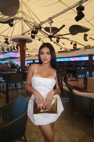 trans girl LizMarroquin 5916771