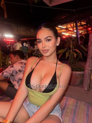 trans girl LizMarroquin 8309876