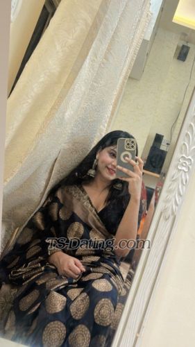 trans girl LizaaRoy 4477720