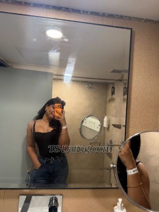 trans girl LizaaRoy 7553882