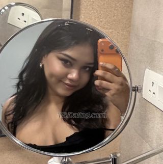 trans girl LizaaRoy 7553927