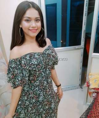 trans girl LizaaRoy 8412883