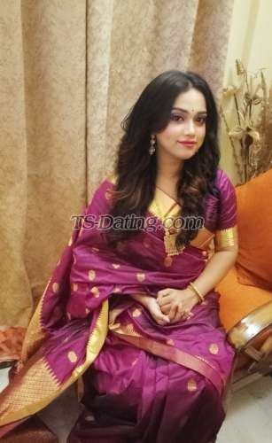 trans girl LizaaRoy 8412928