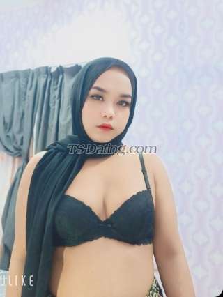 trans girl Lizagraciaa 2717960