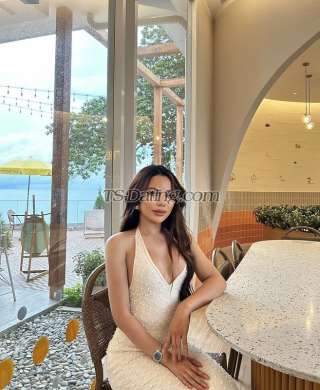 trans girl Louis1995 7062585