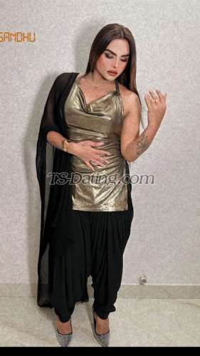 trans girl Lourasandhu 7496437