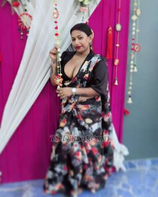 trans girl LovelyNisha 0017318