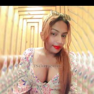 trans girl LovelyNisha 0017397