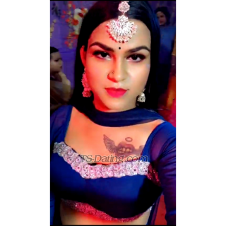 trans girl Lovelyroy 9238459