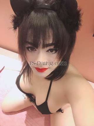 trans girl Luckylucky 2859109