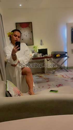 trans girl LucyLee 5040985