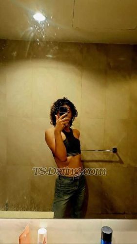 trans girl Lucyfucktoy 1927552