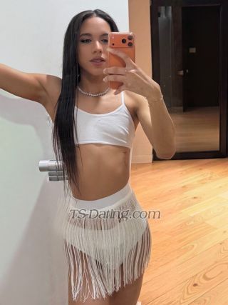 trans girl Lupita2003 8480715
