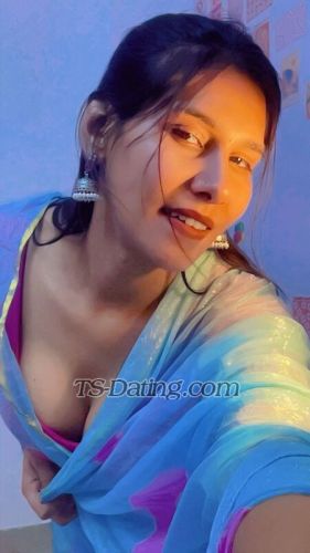 trans girl LustyYashika 8013348