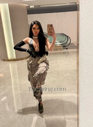 trans girl LuxuryQUEEN 2573249