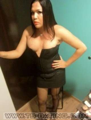 trans girl lbmistress 2936733