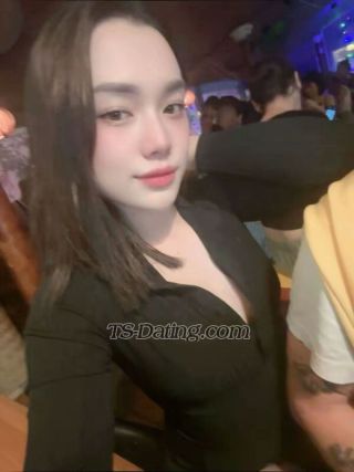 trans girl linhbabe 1660653