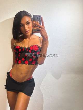 trans girl lorenagarcia 5962937