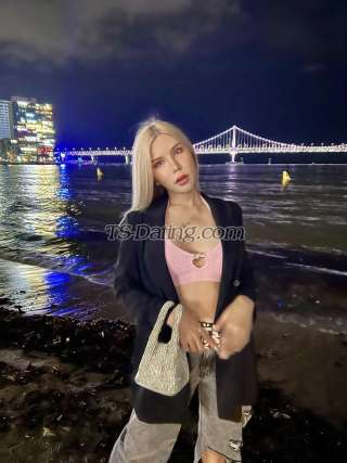 trans girl lotus2534 1449326