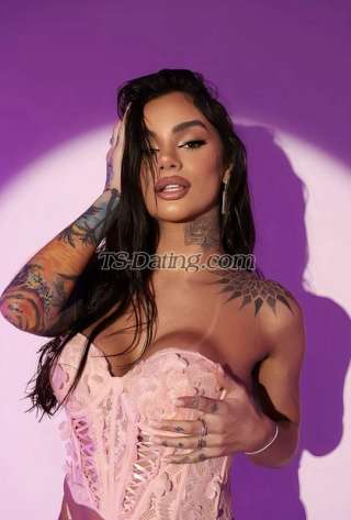 trans girl luafernandes 7068101