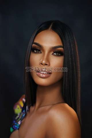 trans girl VALETINAHUGE 1267958