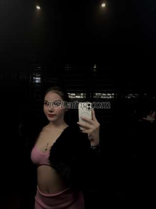 trans girl MIAAPRETTY 6603393