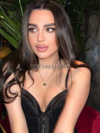 trans girl MISSBELLUCI 8025623