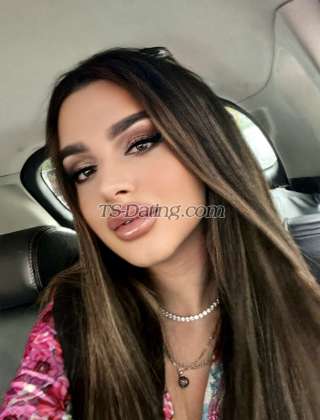 trans girl MISSBELLUCI 8310068