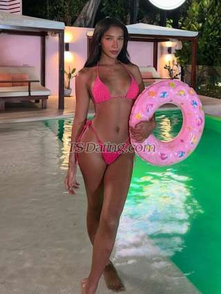 trans girl Madison2542 2604112