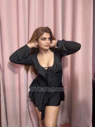 trans girl Magema 1712584