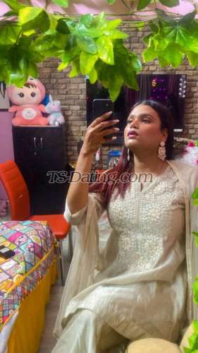 trans girl Mahekdas 4631742