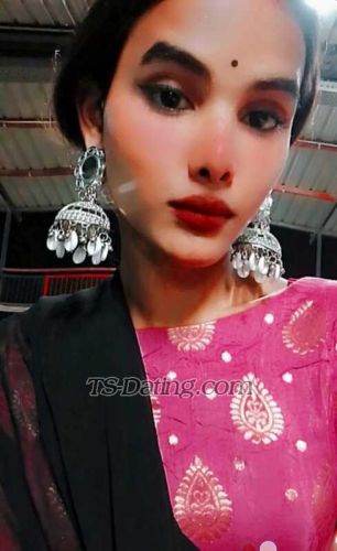 trans girl Mahi18 4620037