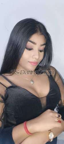 trans girl Mahika 0282075