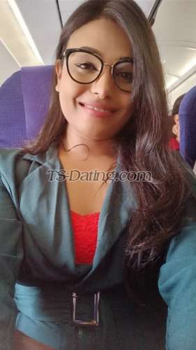 trans girl Mahika 1209576