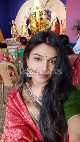 trans girl Mahika 4654588