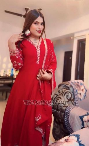 trans girl Mahitrans girl 0451066