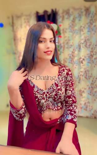 trans girl Mahitrans girl 6878312