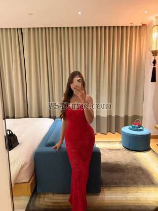 trans girl Maisie 3147999