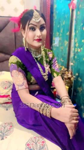 trans girl Mamtasharma 9577038