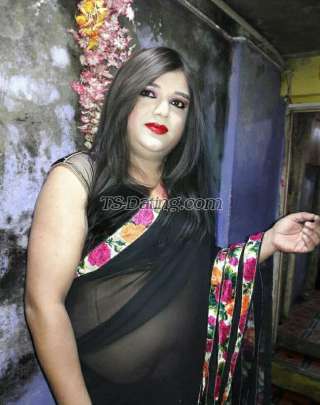 trans girl ManishaSingh 8113383