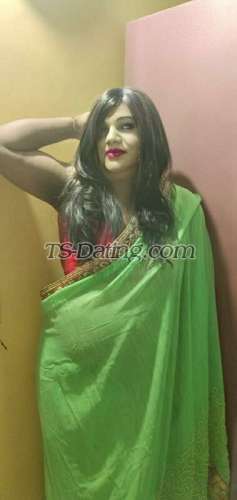 trans girl ManishaSingh 8113726