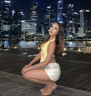 trans girl Maryn 0770557