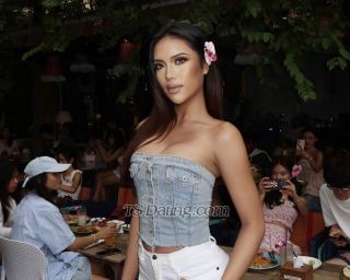 trans girl Maryn 6399867