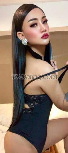 trans girl Maxi100 8860471 trans girl Maxi100 8860471