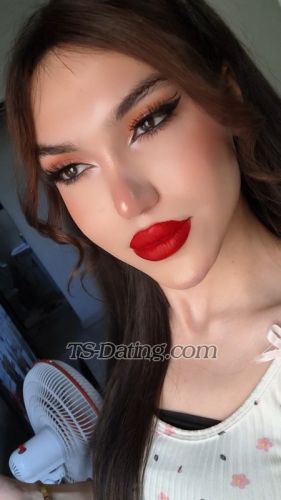 trans girl Maya2004 8013808