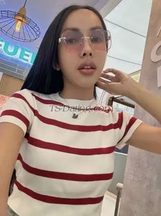 Shemale Maya617056 2157727